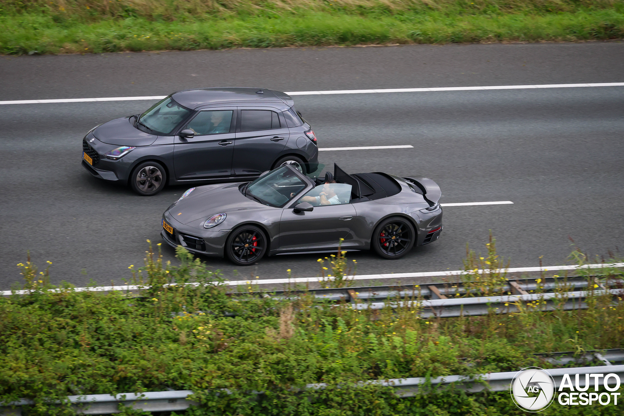 Porsche 992 Carrera 4S Cabriolet