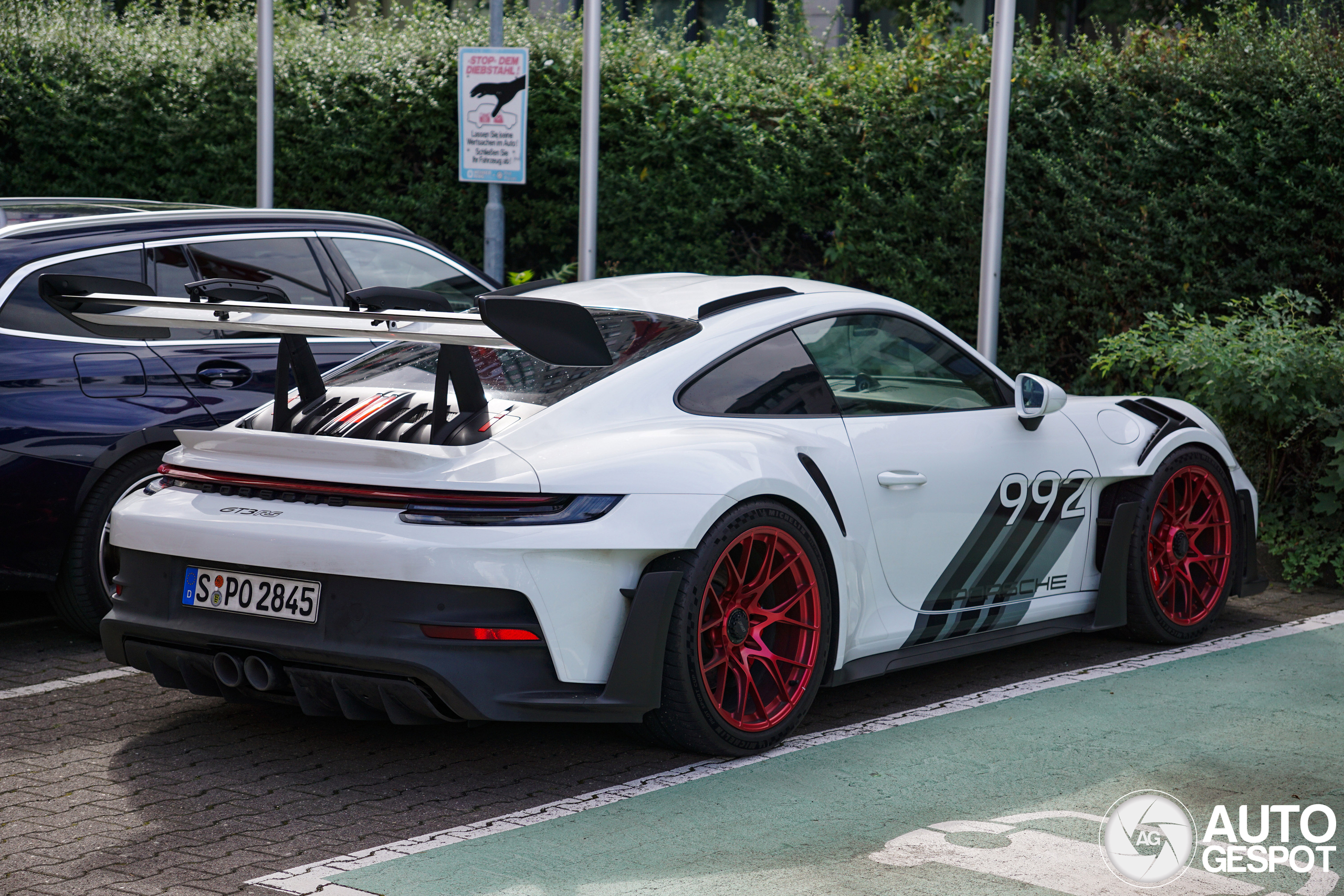 Porsche 992 GT3 RS