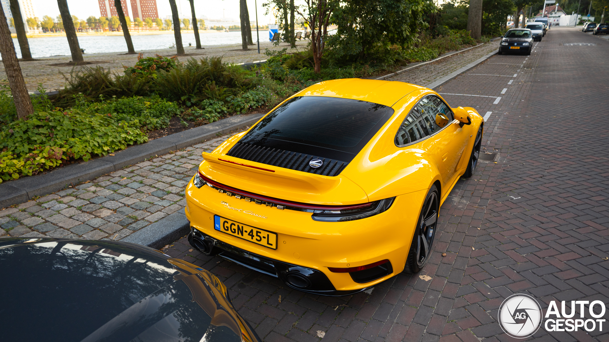 Porsche 992 Sport Classic