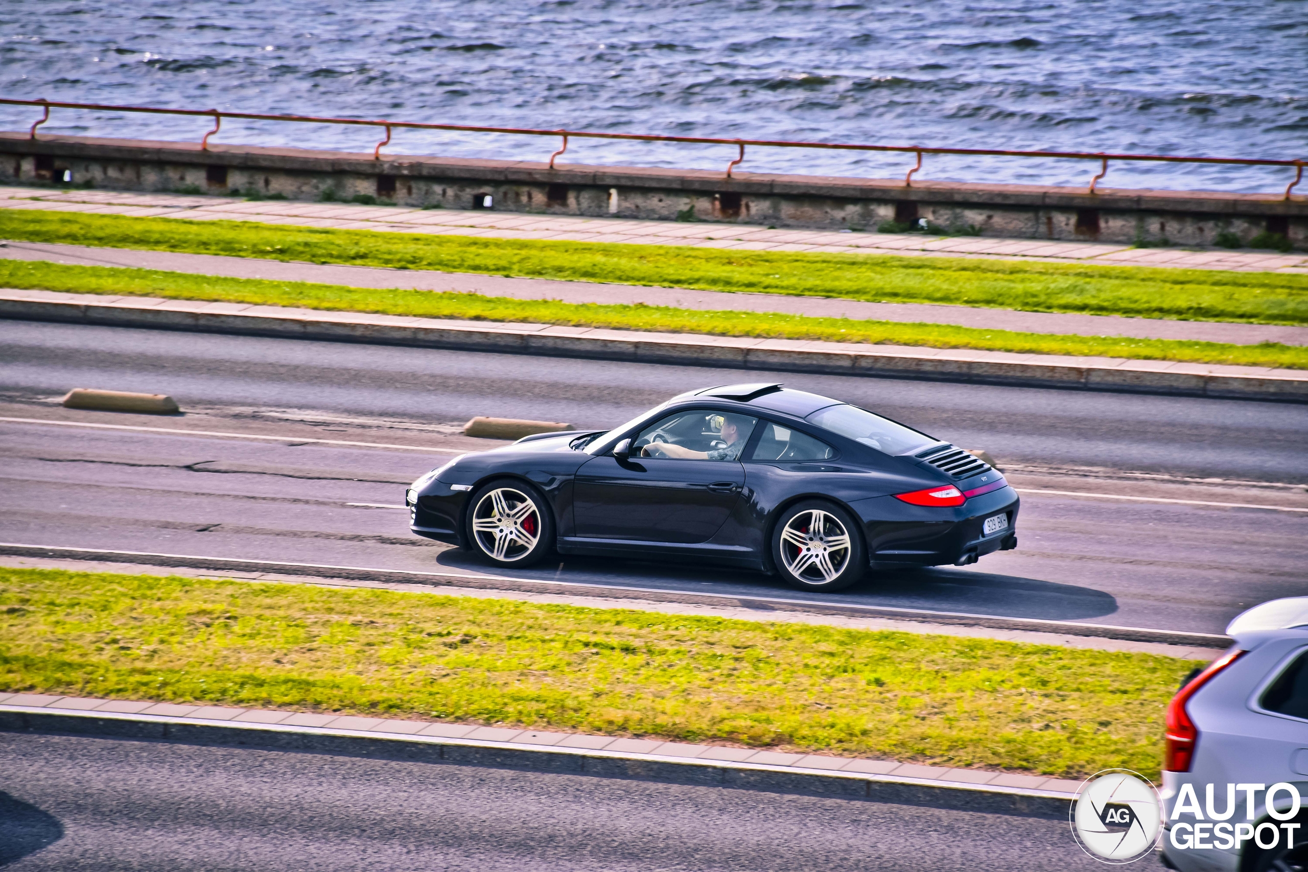 Porsche 997 Carrera 4S MkII