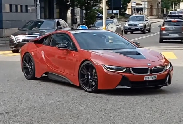 BMW i8