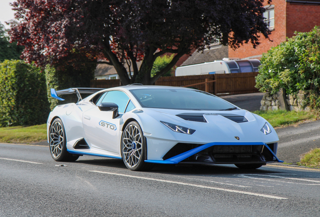 Lamborghini Huracán LP640-2 STO