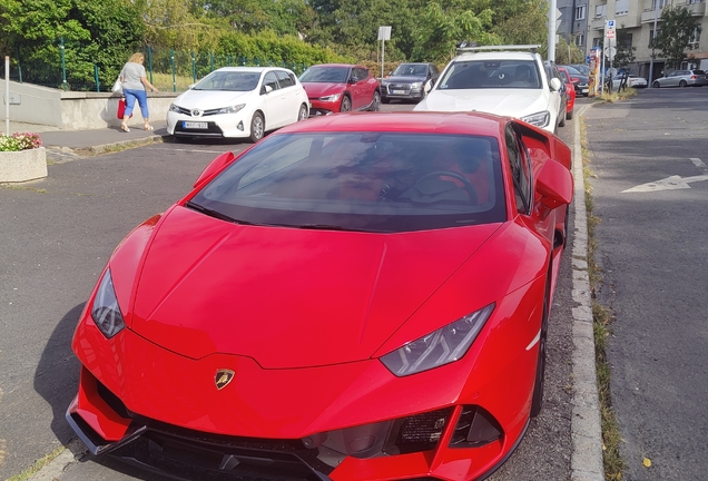 Lamborghini Huracán LP640-4 EVO