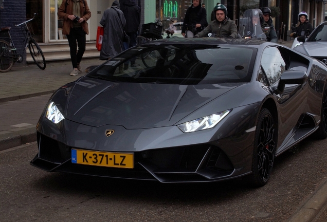 Lamborghini Huracán LP640-4 EVO