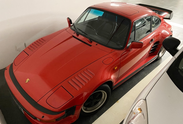 Porsche 930 Turbo Flatnose