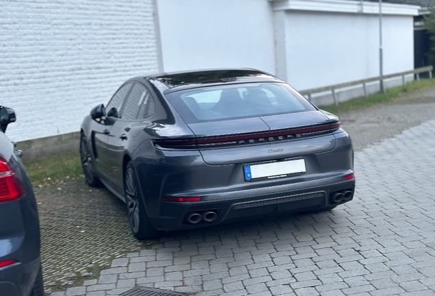 Porsche 972 Panamera Turbo E-Hybrid