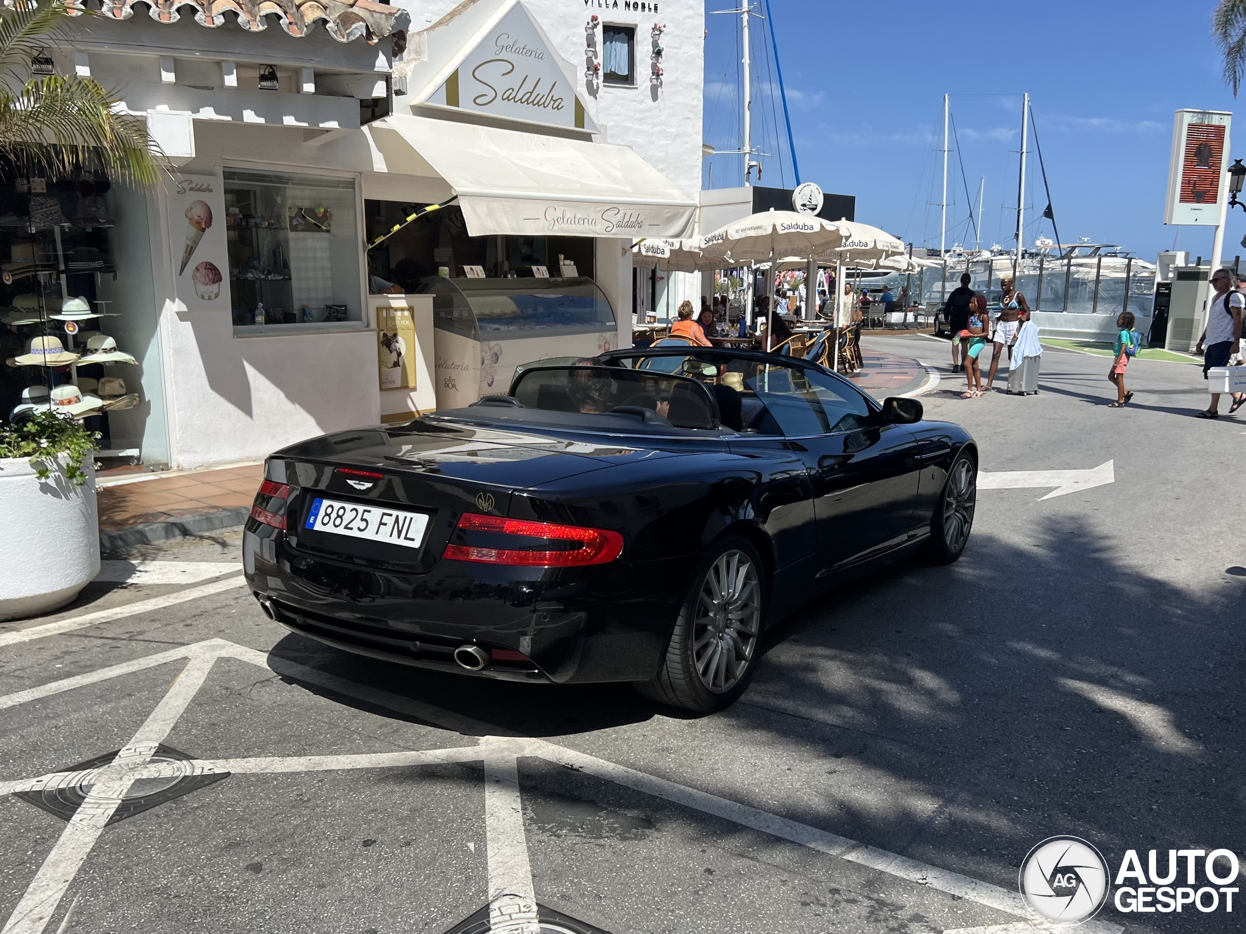 Aston Martin DB9 Volante