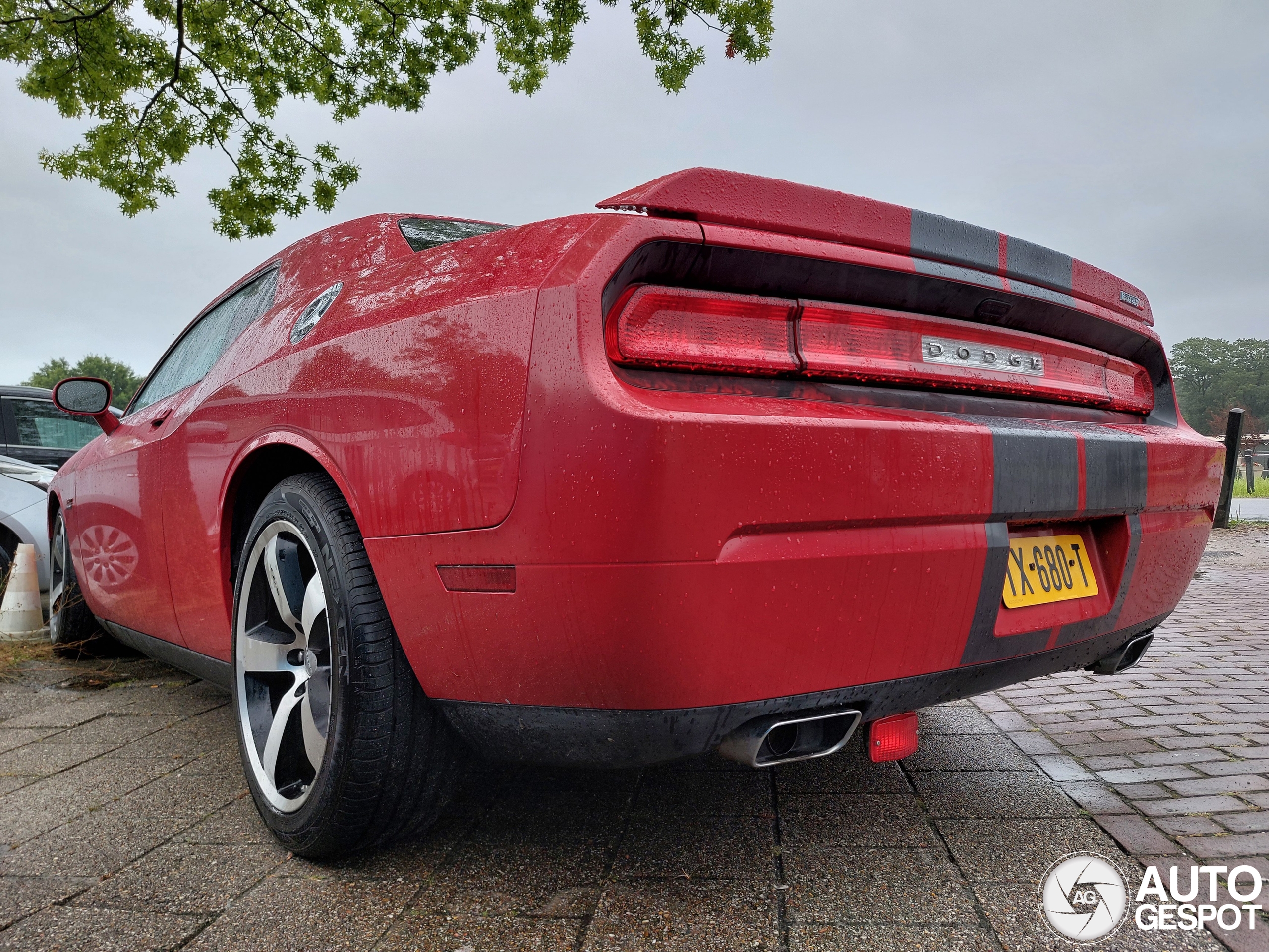 Dodge Challenger SRT-8 392