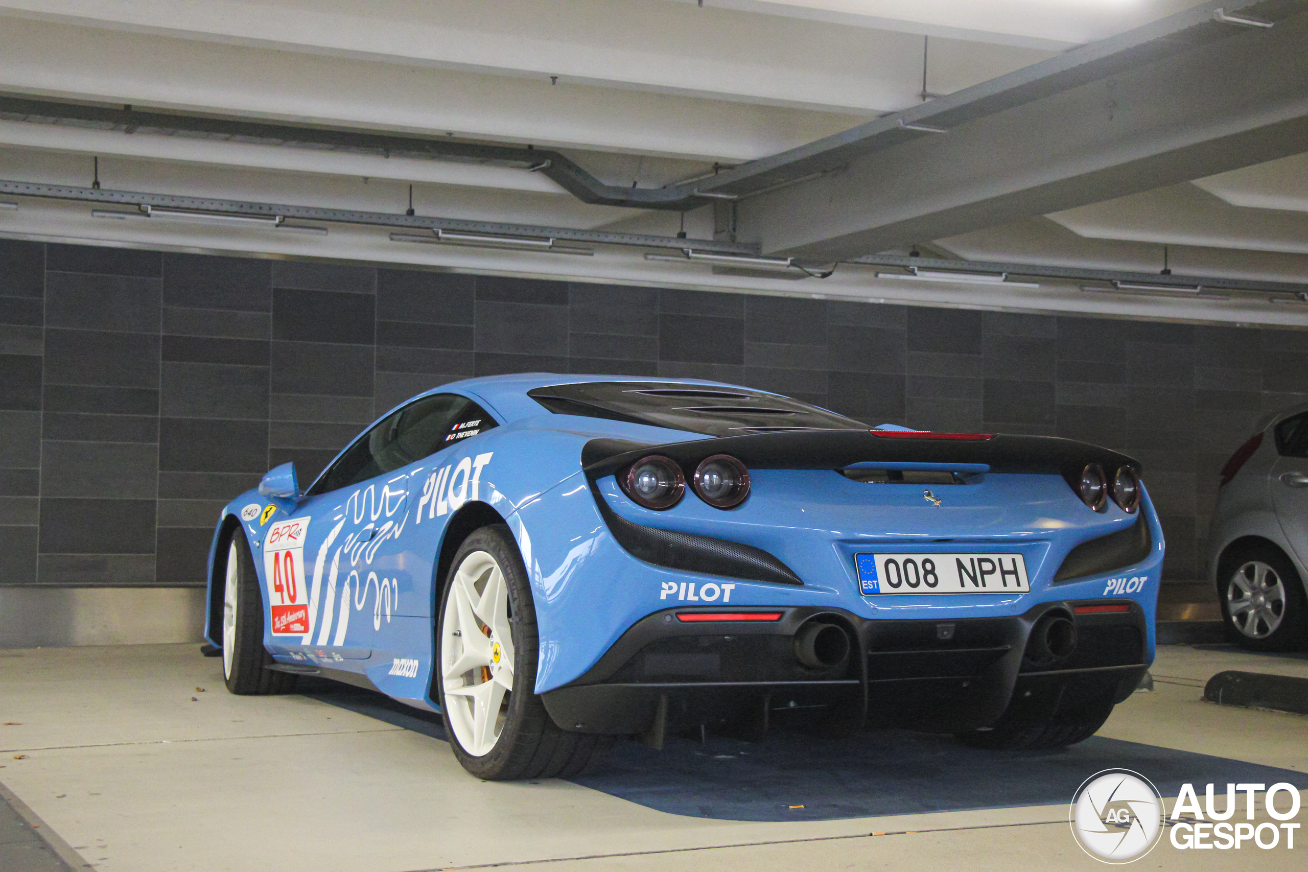 Ferrari F8 Tributo brengt ode aan de F40 GTE LM Pilot