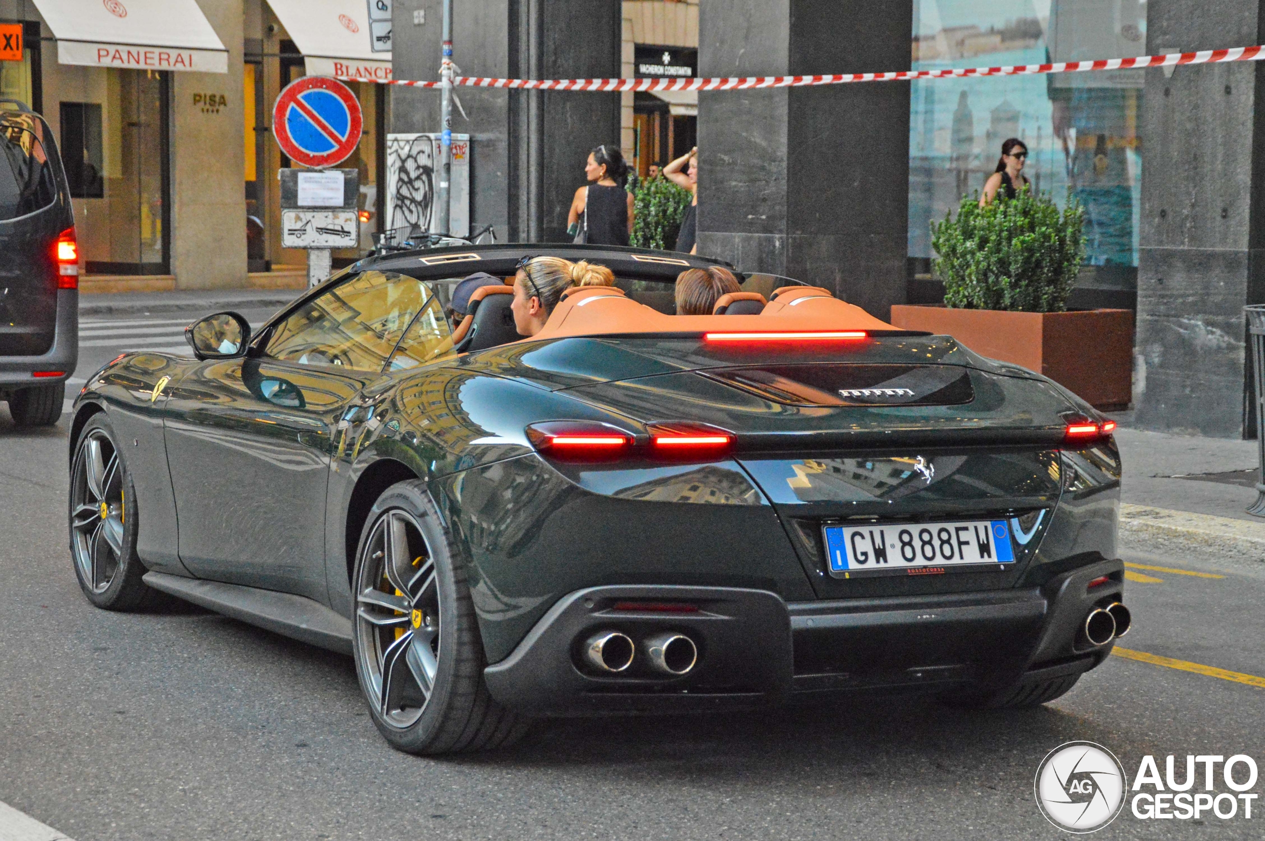 Ferrari Roma Spider