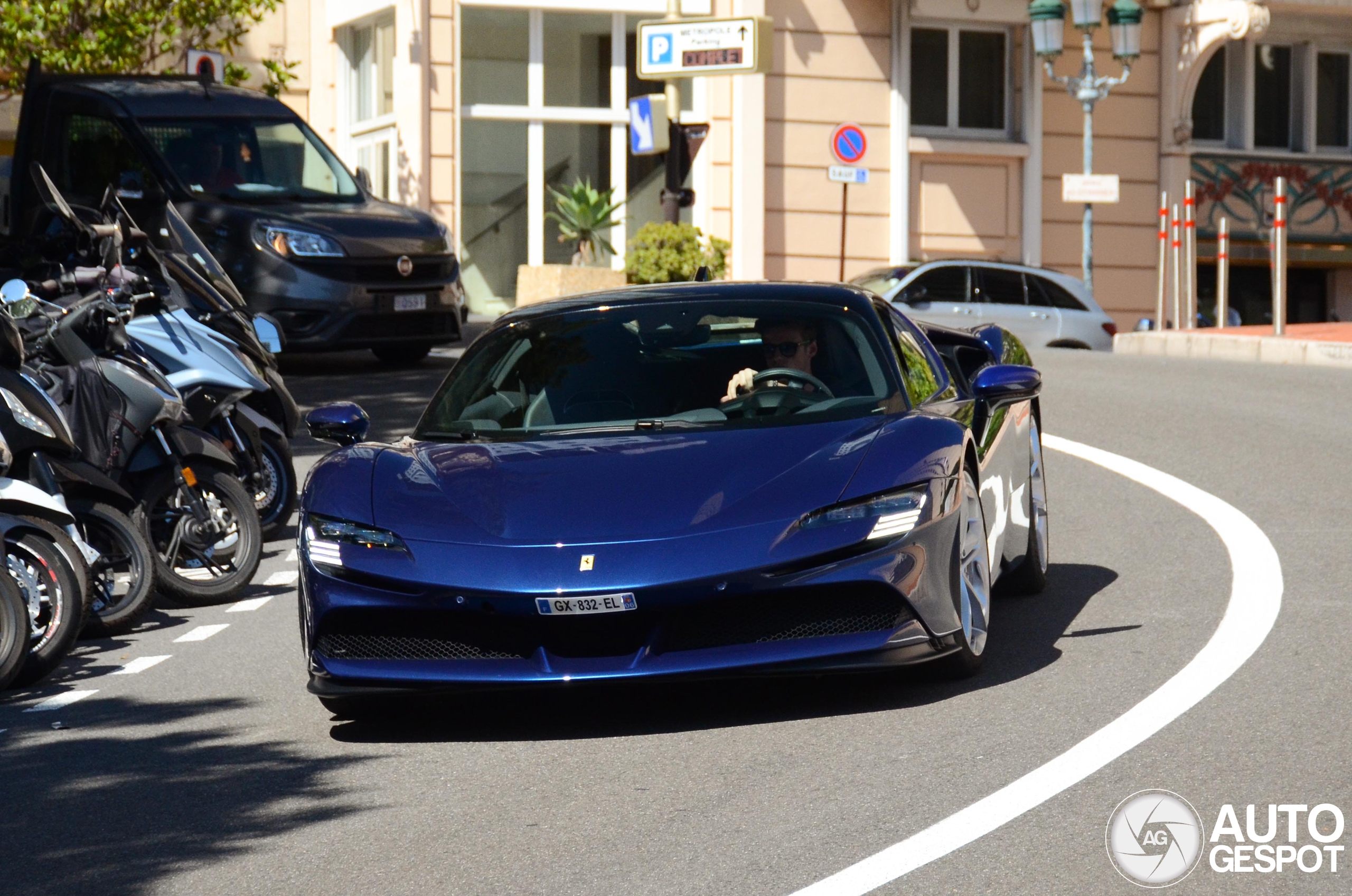 Ferrari SF90 Stradale