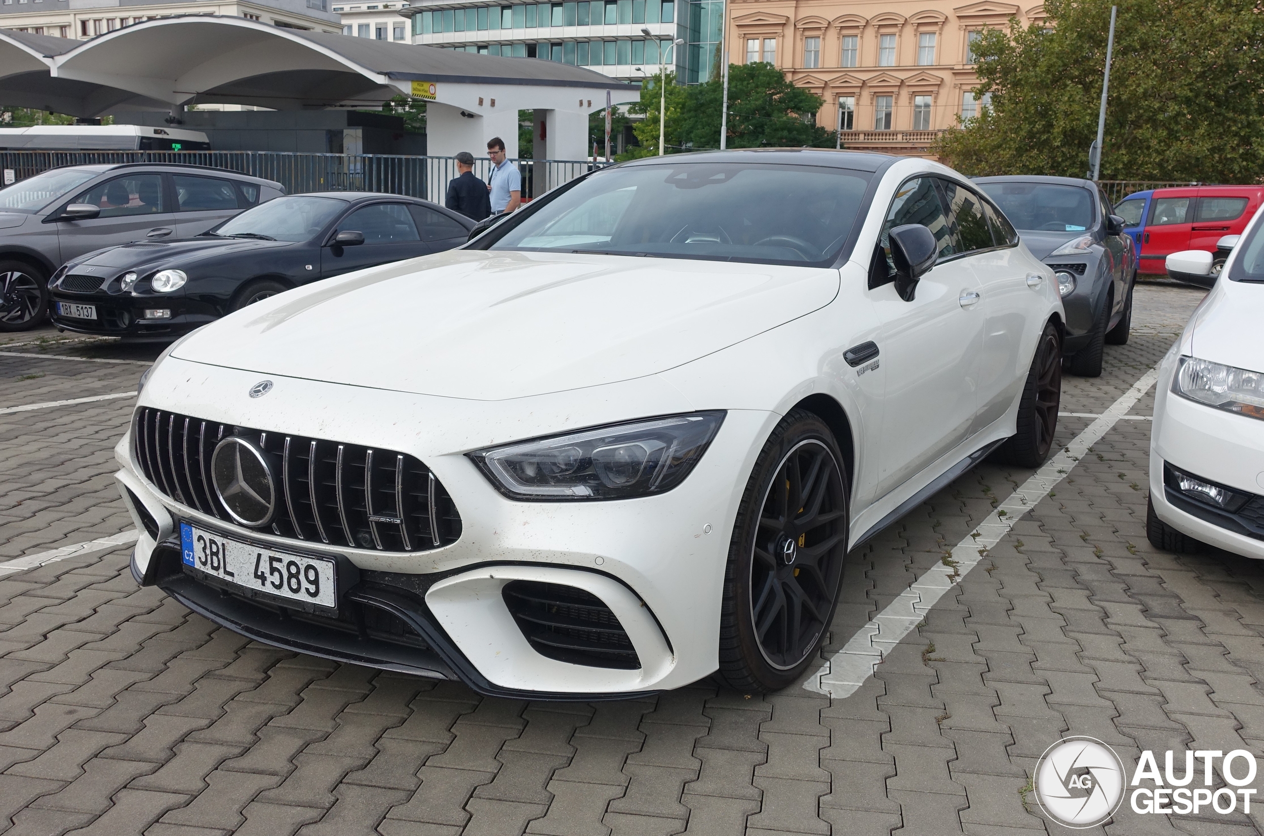 Mercedes-AMG GT 63 S X290