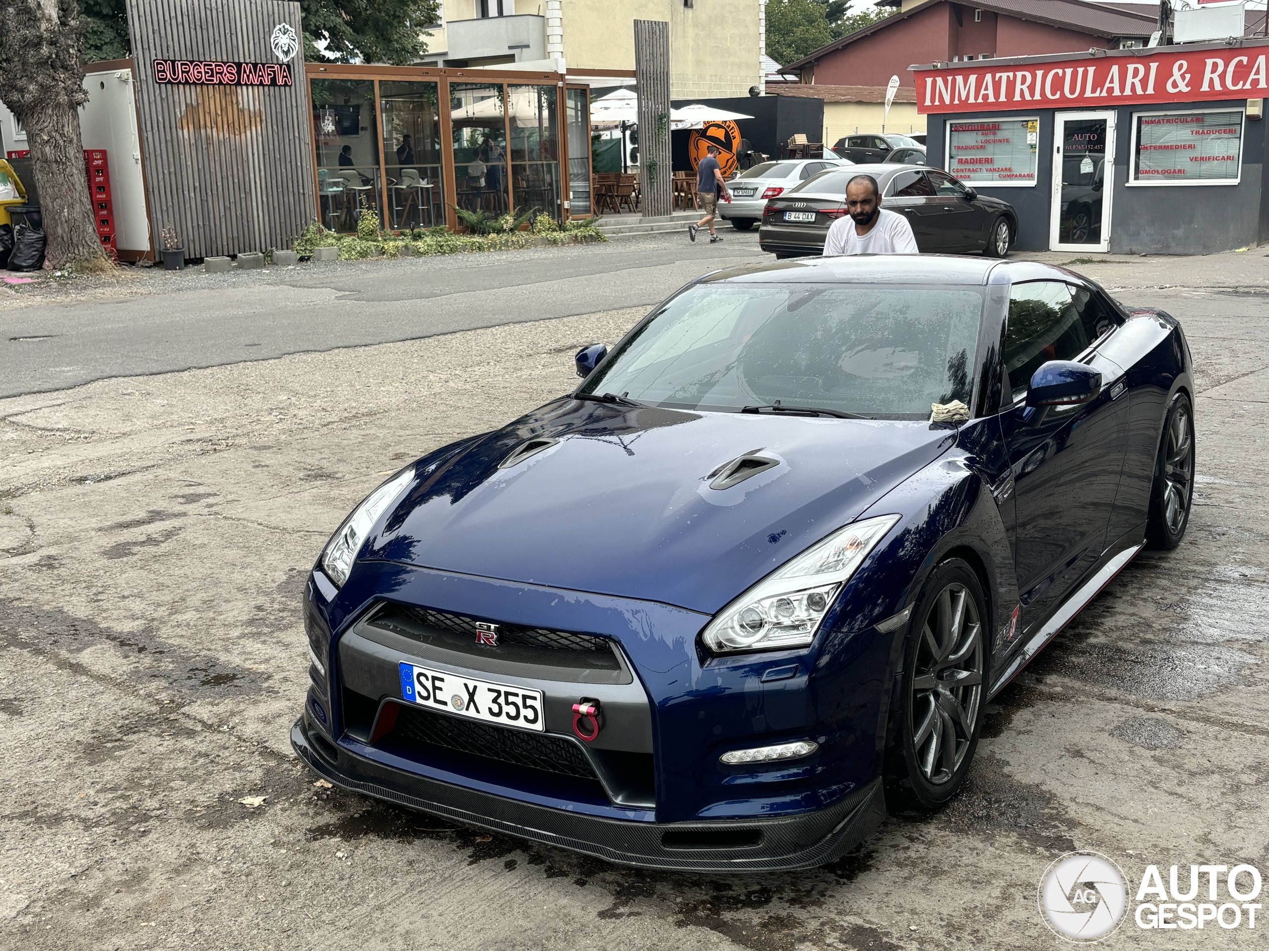 Nissan GT-R 2015