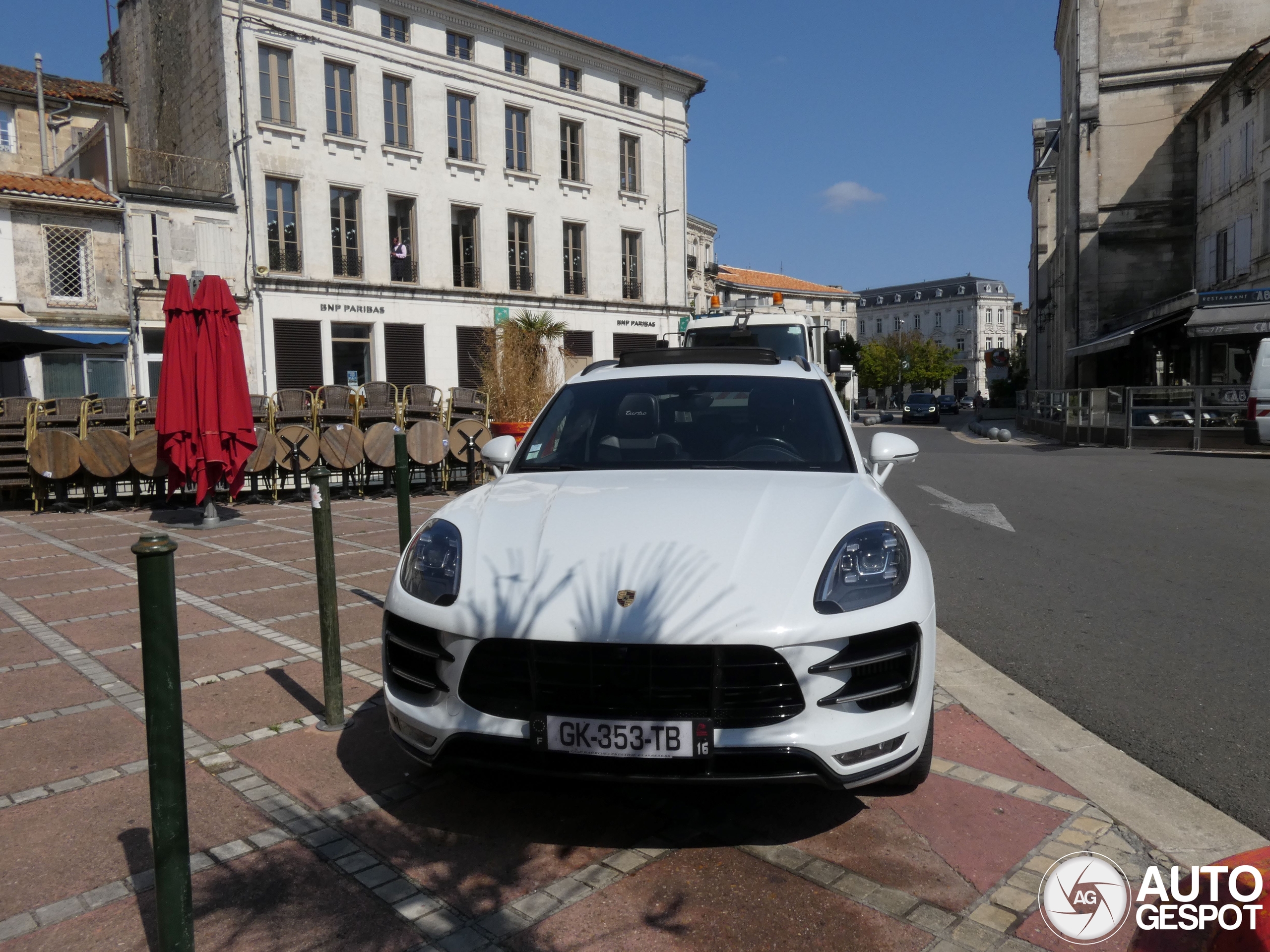 Porsche 95B Macan Turbo