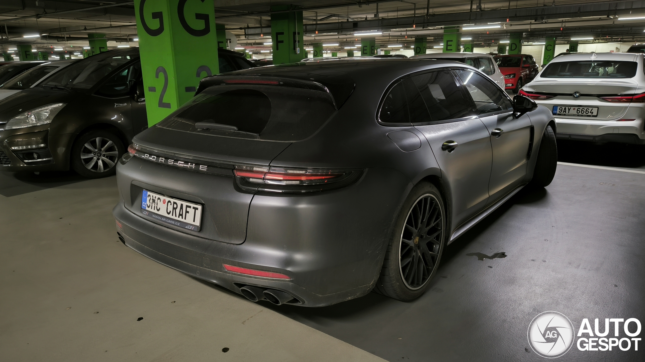 Porsche 971 Panamera Turbo S E-Hybrid Sport Turismo