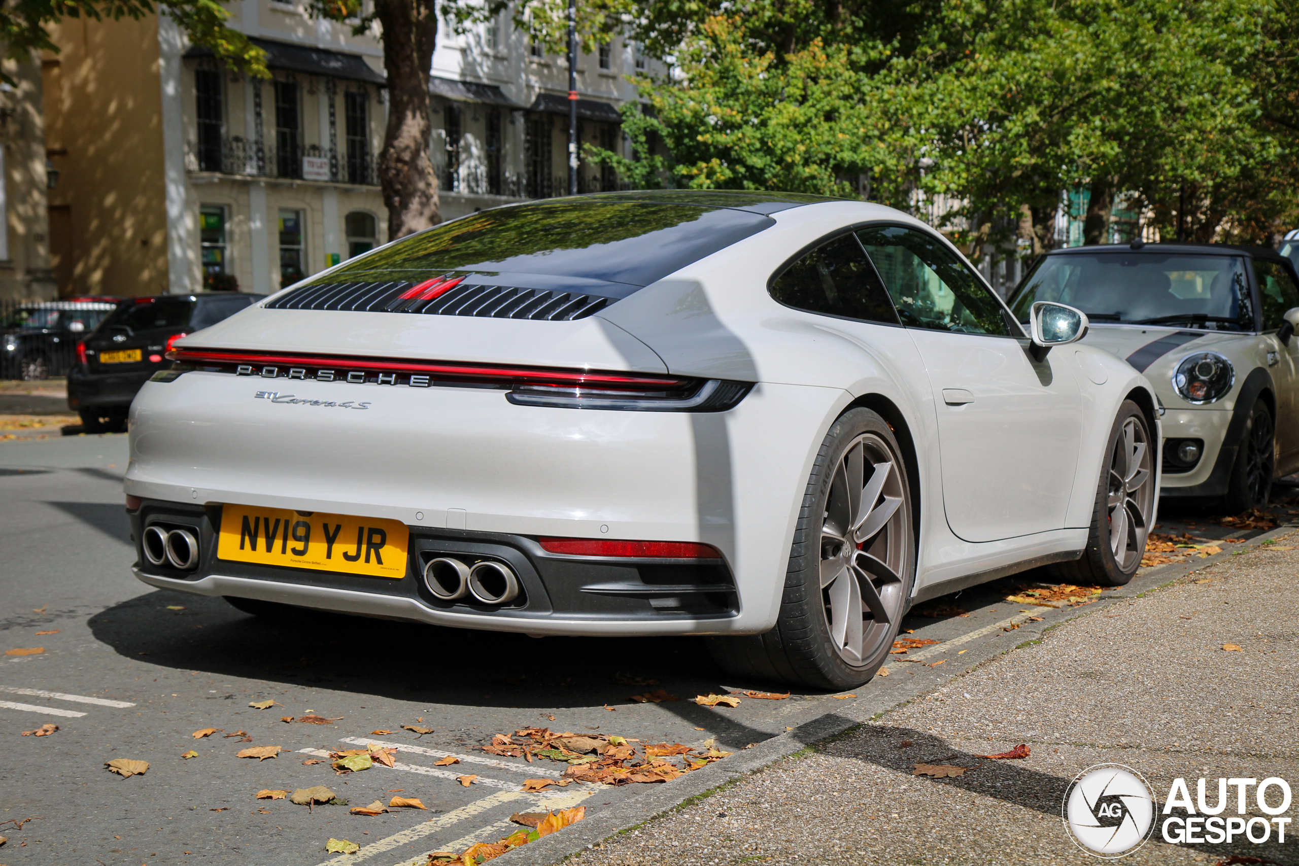 Porsche 992 Carrera 4S