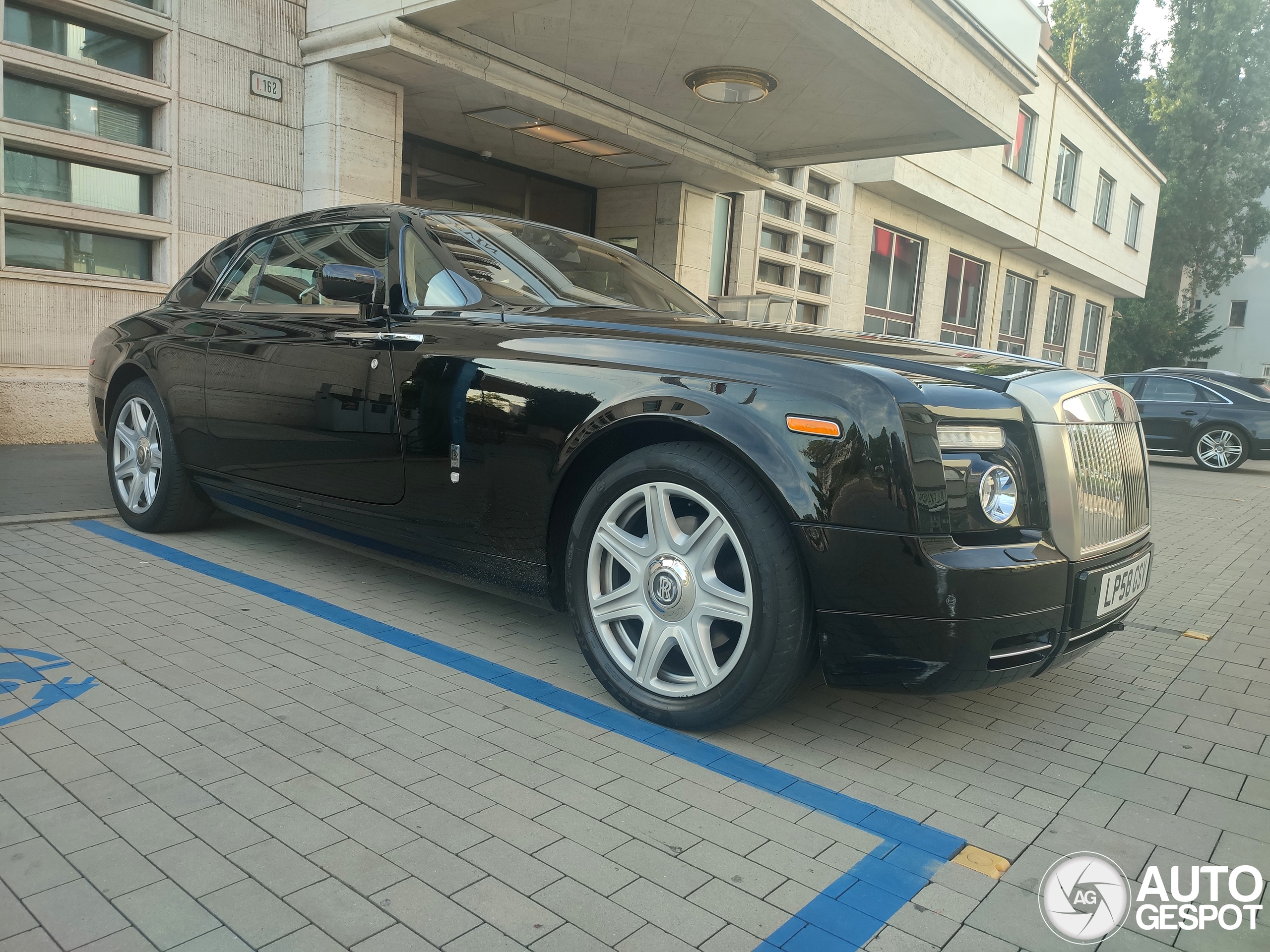 Rolls-Royce Phantom Coupé