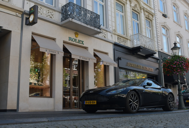 Aston Martin DB11 V8 Volante