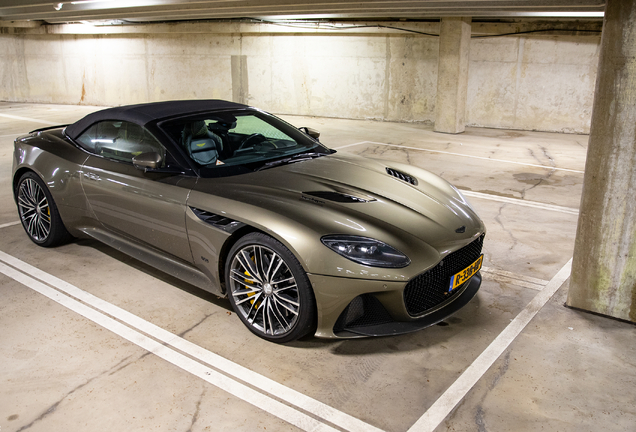 Aston Martin DBS Superleggera Volante