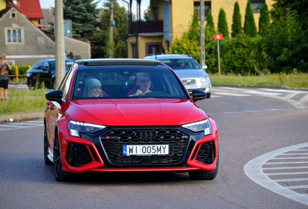 Audi RS3 Sedan 8Y