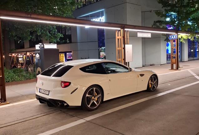 Ferrari FF