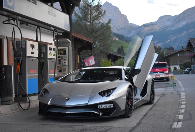 Lamborghini Aventador LP750-4 SuperVeloce