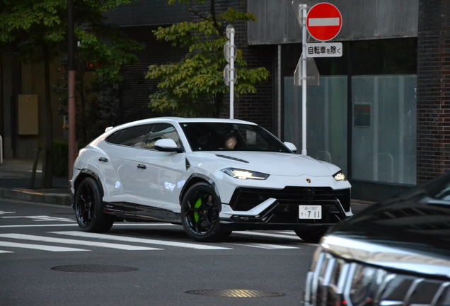 Lamborghini Urus Performante