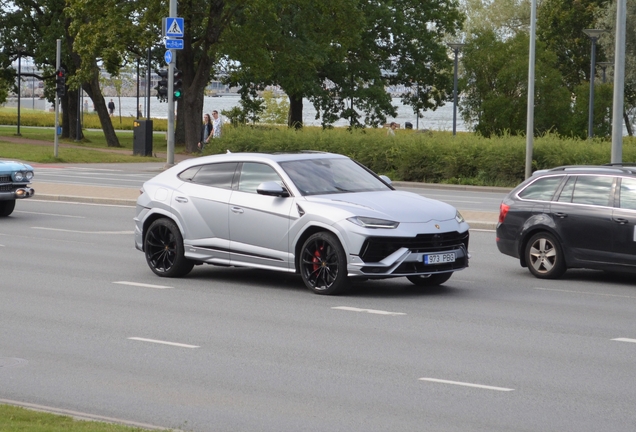 Lamborghini Urus S