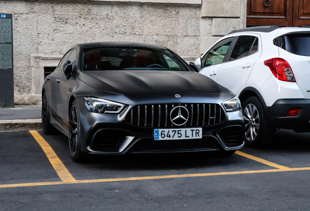 Mercedes-AMG GT 63 S X290