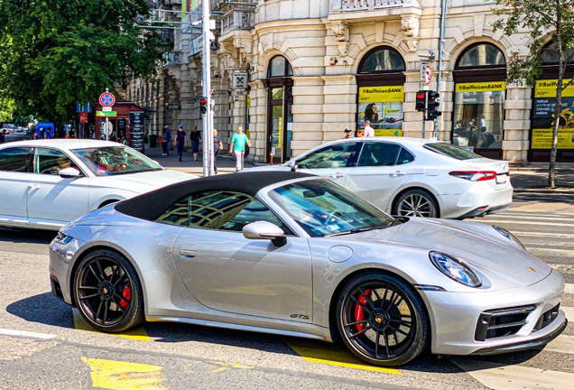 Porsche 992 Carrera 4 GTS Cabriolet