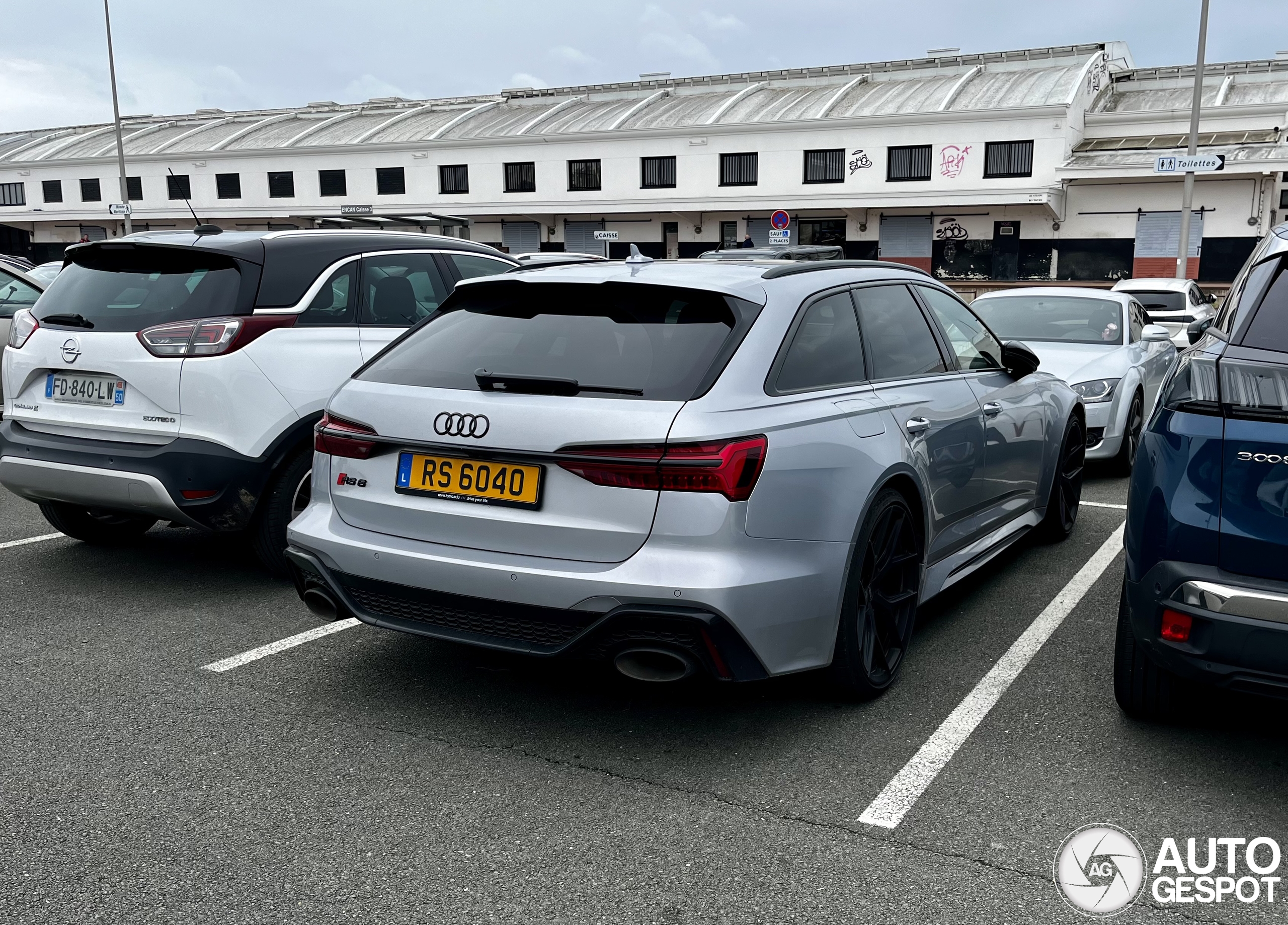 Audi RS6 Avant C8