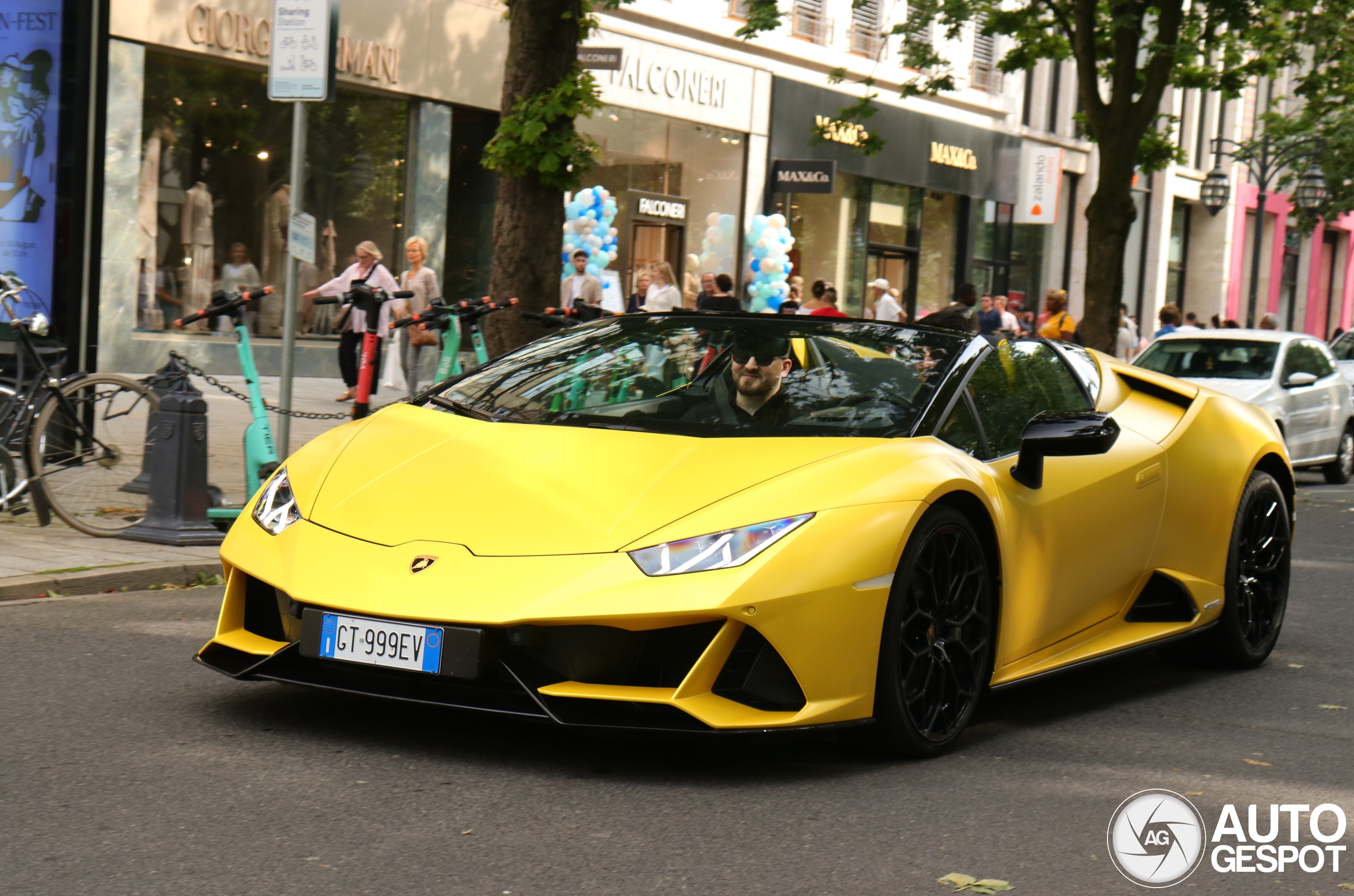 Lamborghini Huracán LP640-4 EVO Spyder