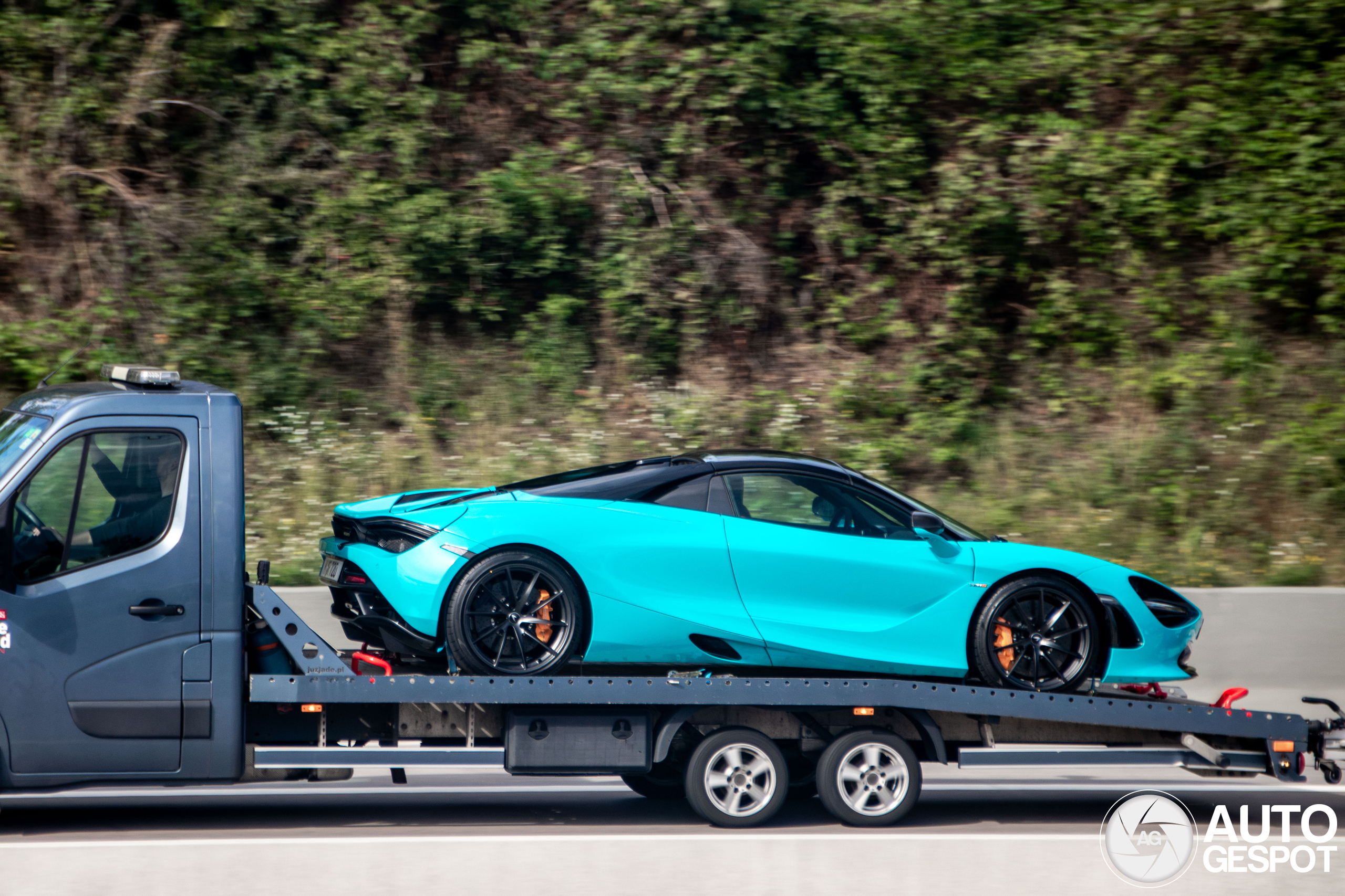 McLaren 720S Spider