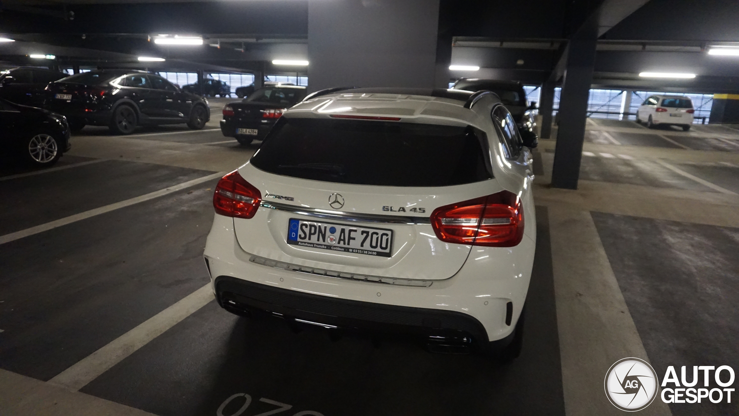 Mercedes-AMG GLA 45 X156