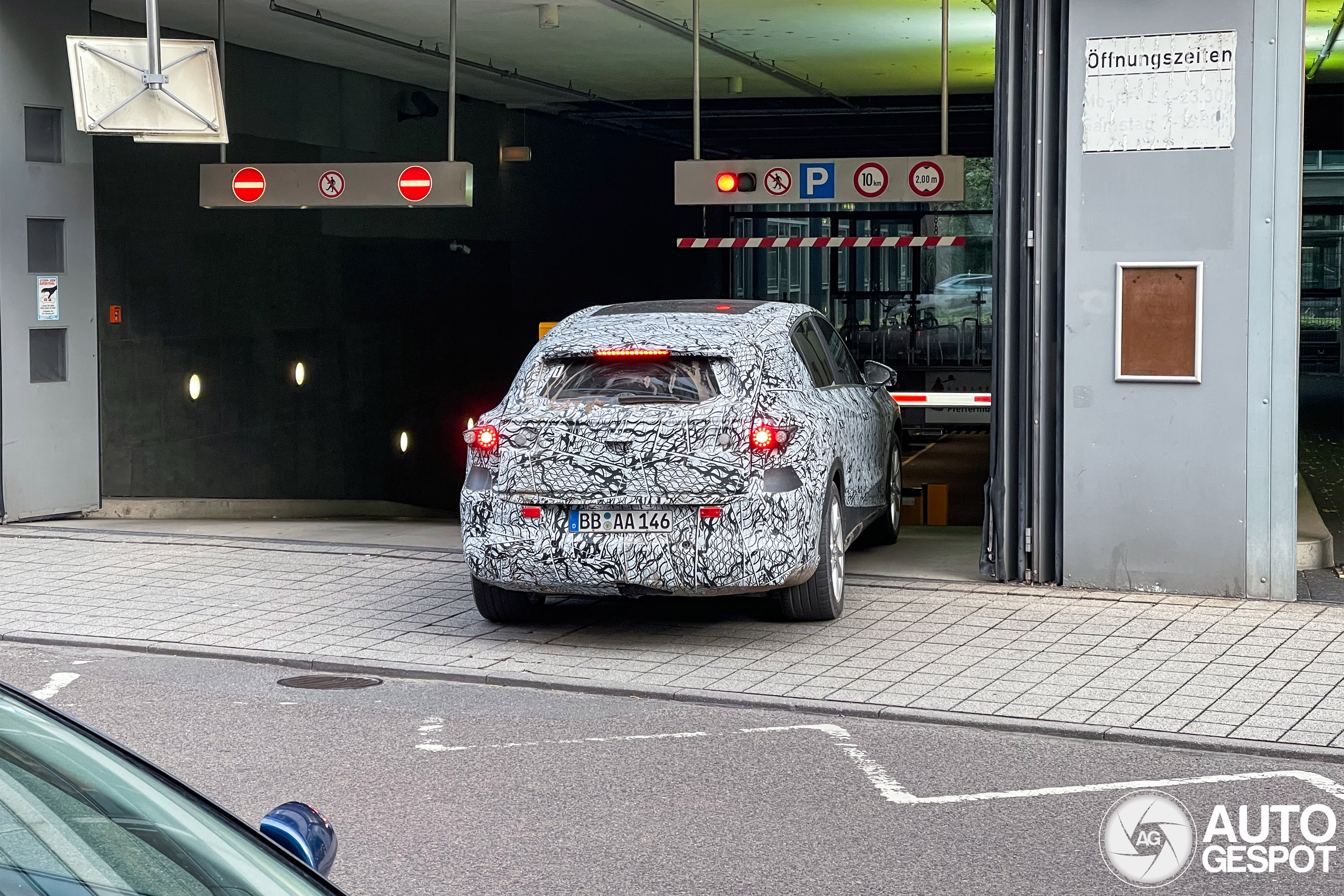 Mercedes-Benz EQC SUV 2025