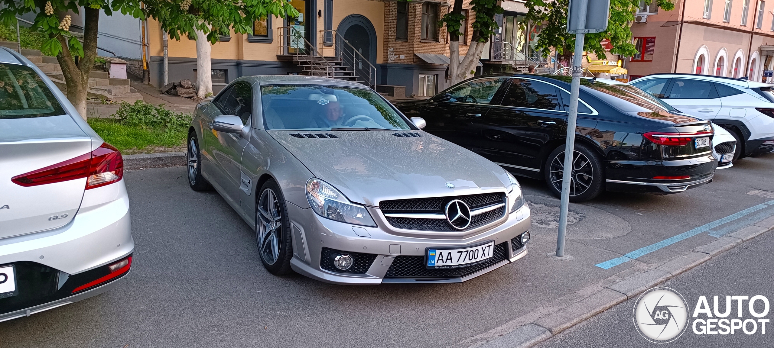 Mercedes-Benz SL 63 AMG