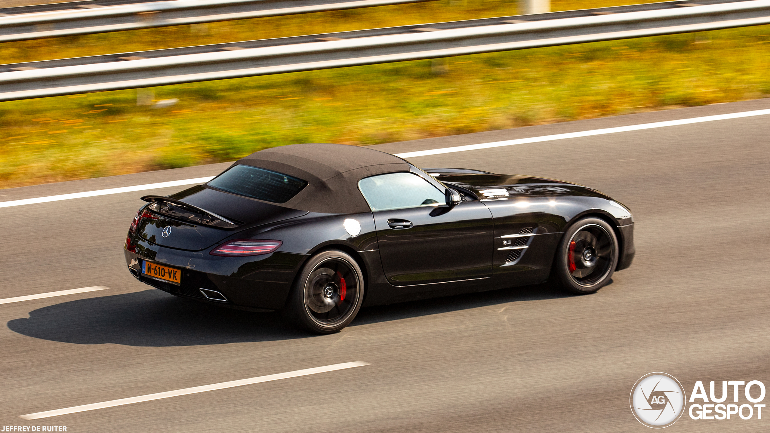 Mercedes-Benz SLS AMG Roadster