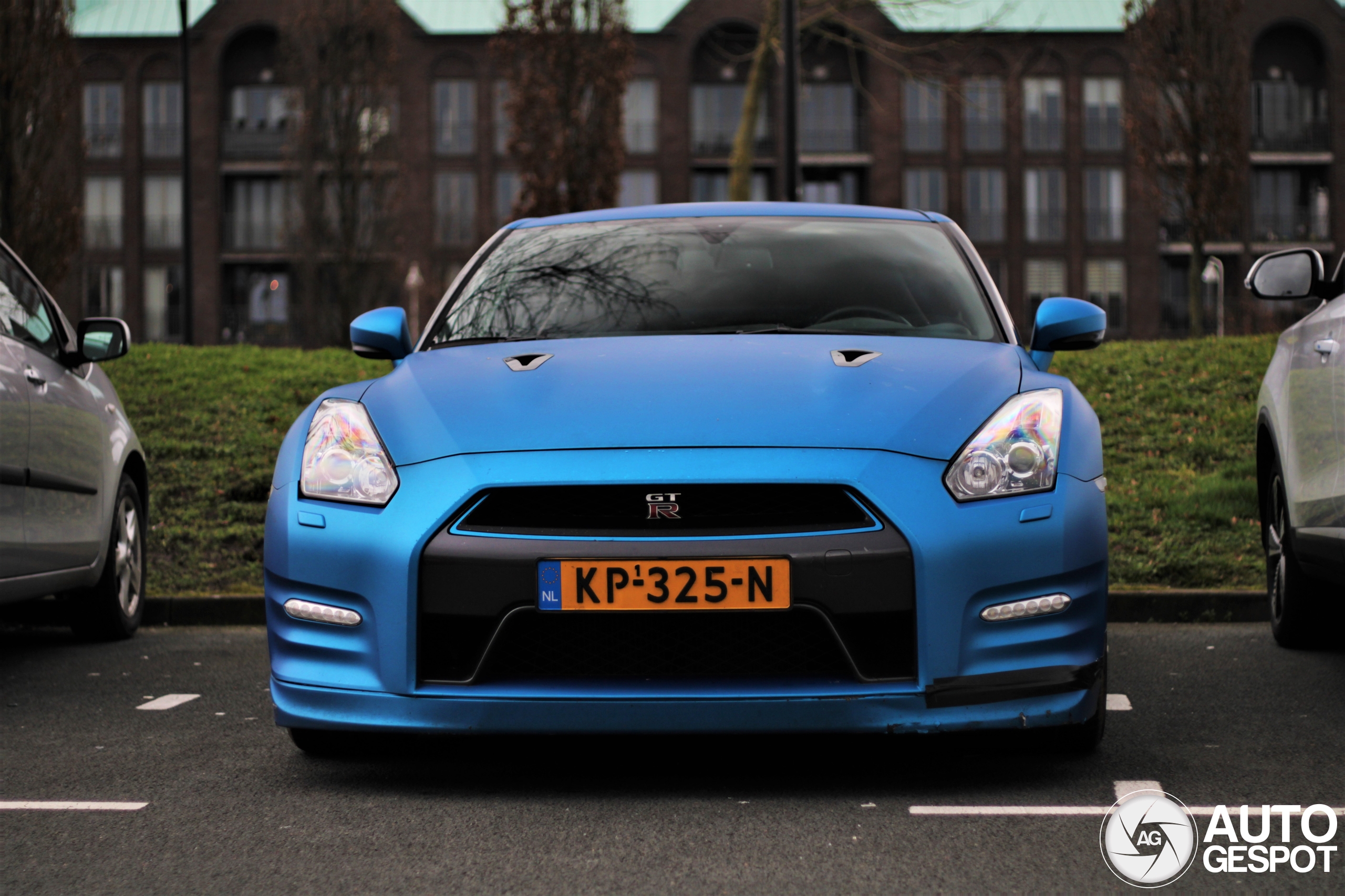 Nissan GT-R 2011