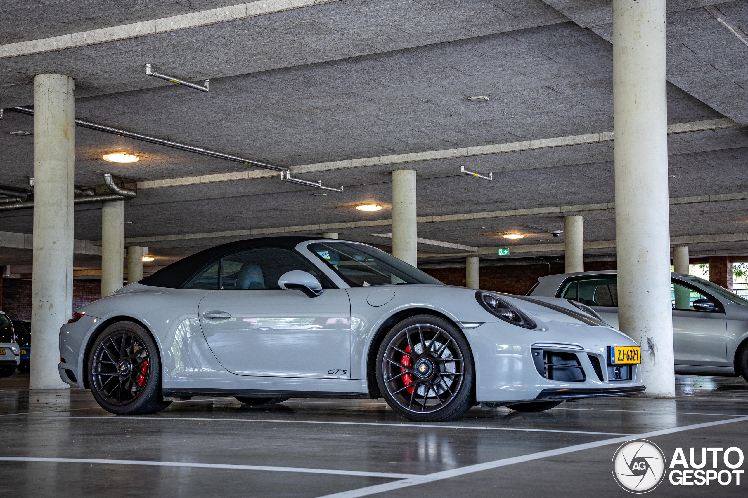 Porsche 991 Carrera 4 GTS Cabriolet MkII