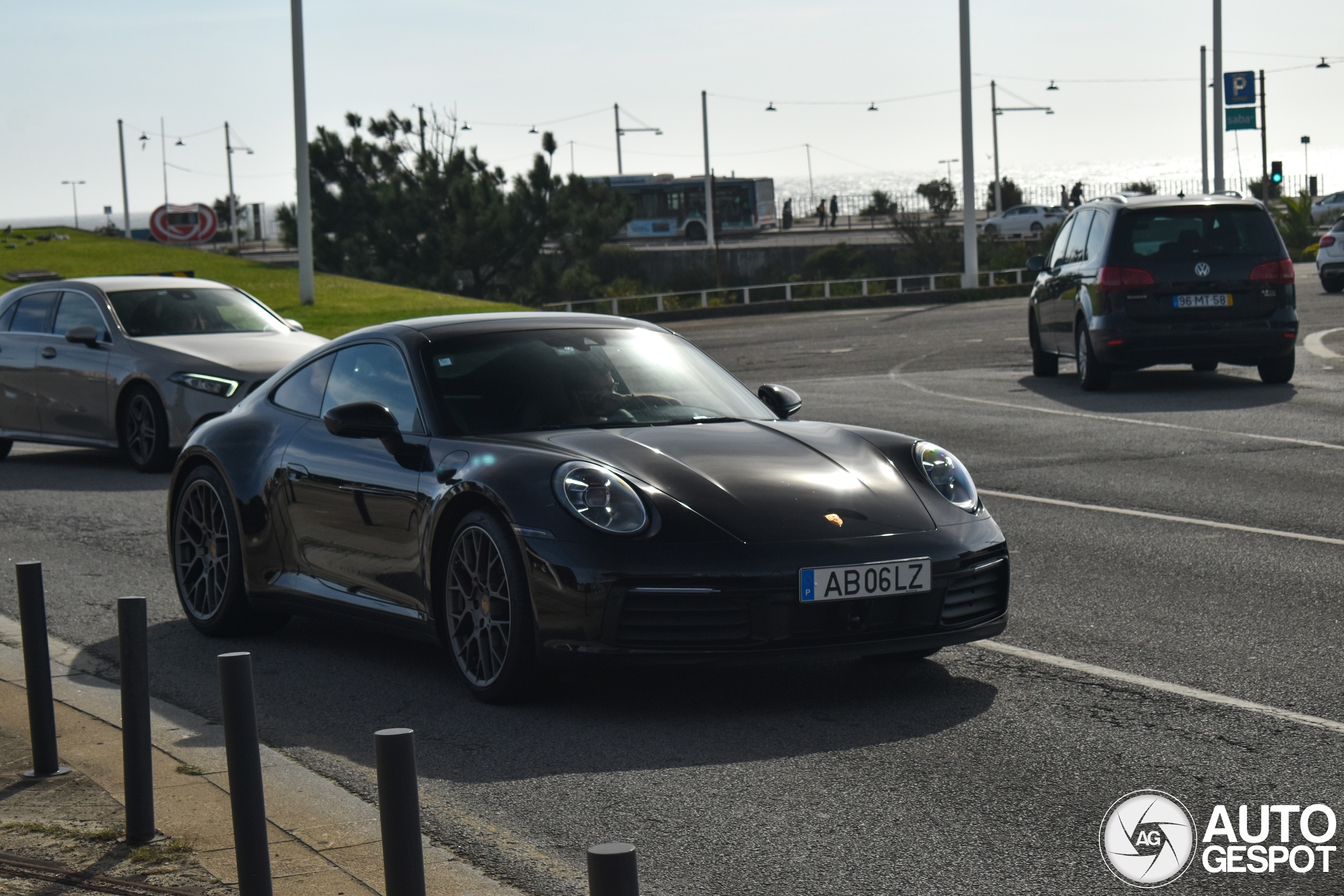 Porsche 992 Carrera 4S