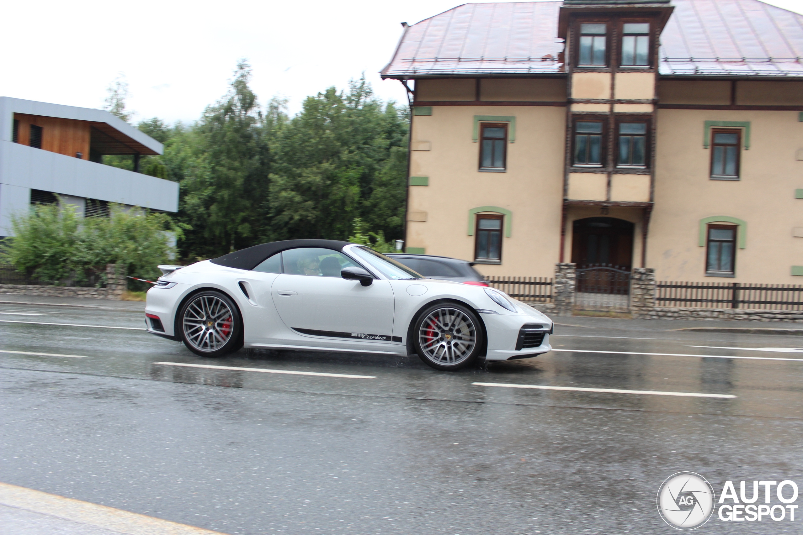 Porsche 992 Turbo Cabriolet