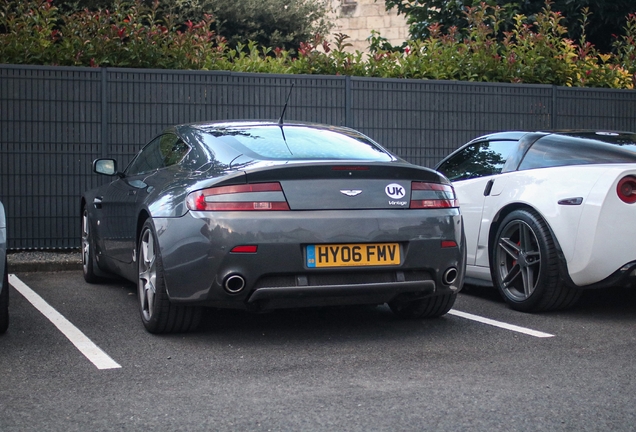 Aston Martin V8 Vantage