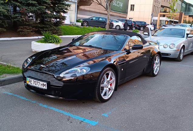 Aston Martin V8 Vantage Roadster