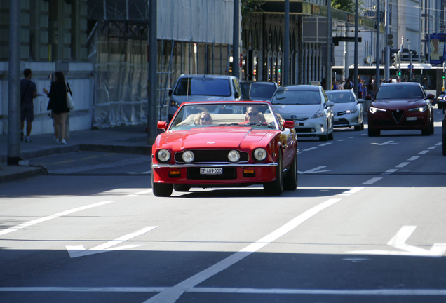 Aston Martin V8 Vantage Volante 1986-1989