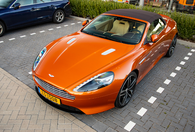 Aston Martin DB9 Volante 2013