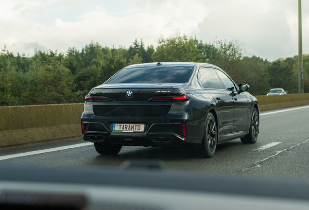 BMW M760e xDrive