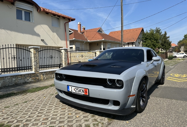 Dodge Challenger SRT Hellcat Redeye Widebody