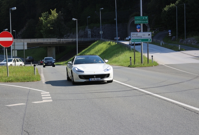 Ferrari GTC4Lusso