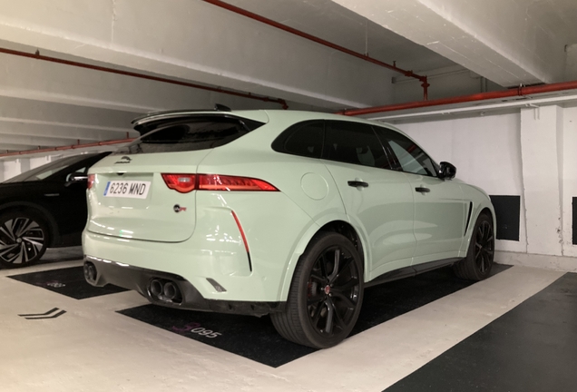 Jaguar F-PACE SVR