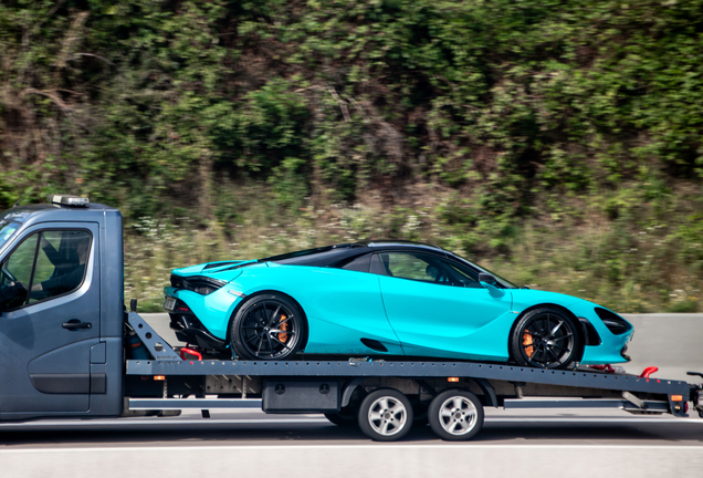 McLaren 720S Spider